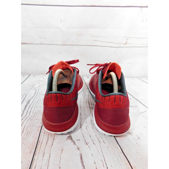 Men’s Nike FS Lite Run 2 Maroon Shoes Sneaker Size US 9 #685266-601 - Picture 3 of 7